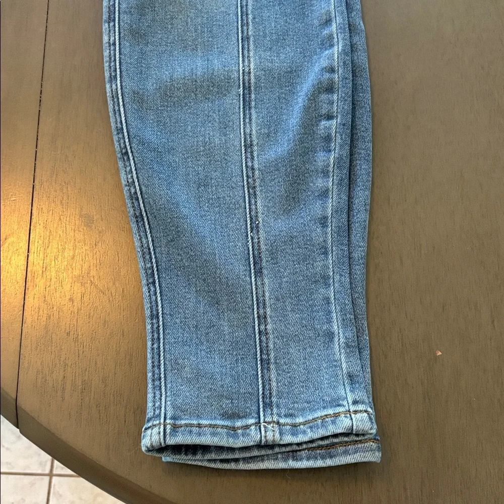 Judy Blue jogger jeans - Picture 9 of 10